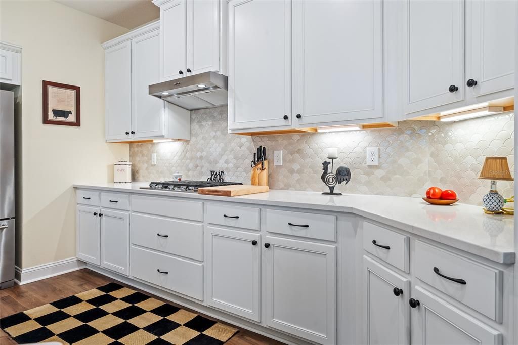 For Sale: $455,000 (4 beds, 2 baths, 2003 Square Feet)
