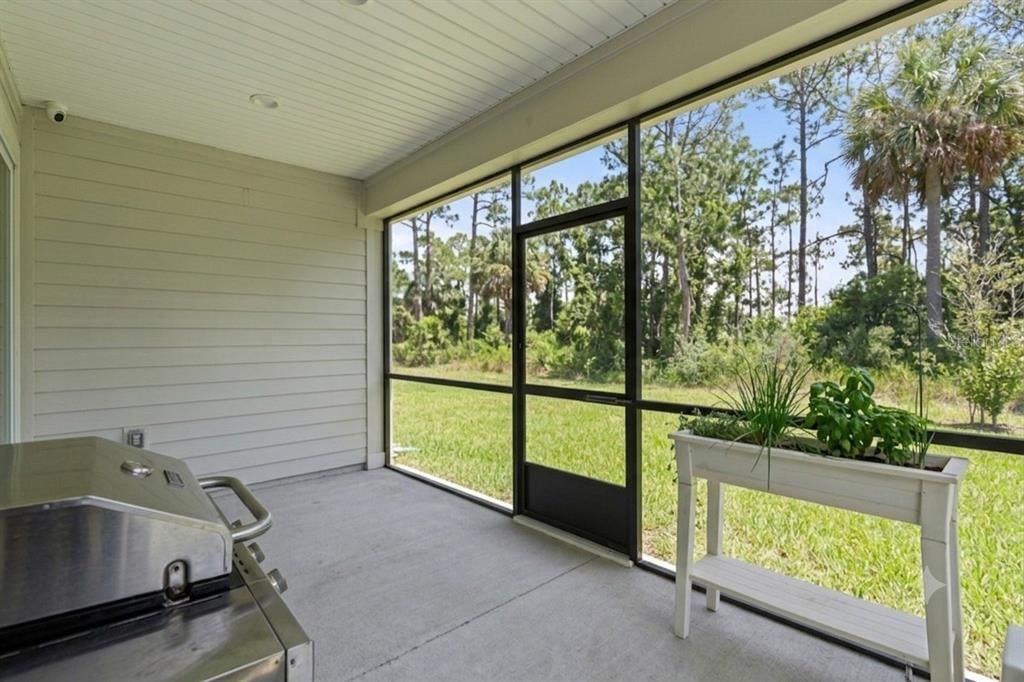 For Sale: $455,000 (4 beds, 2 baths, 2003 Square Feet)