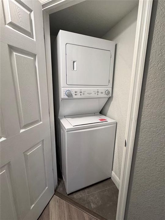 For Rent: $1,450 (1 beds, 1 baths, 684 Square Feet)