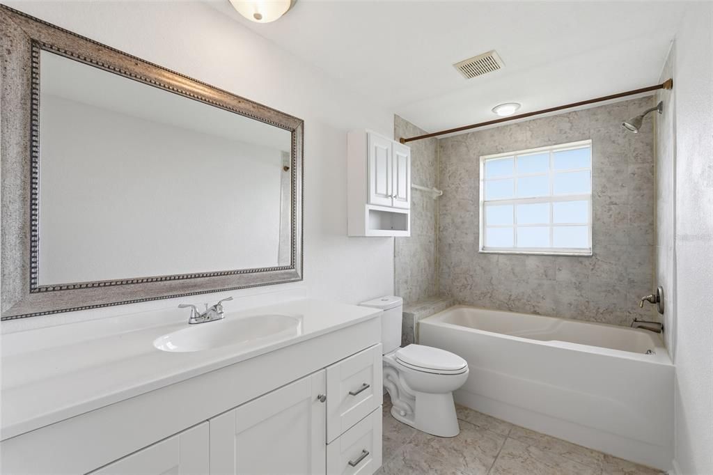 For Sale: $210,000 (3 beds, 2 baths, 1415 Square Feet)