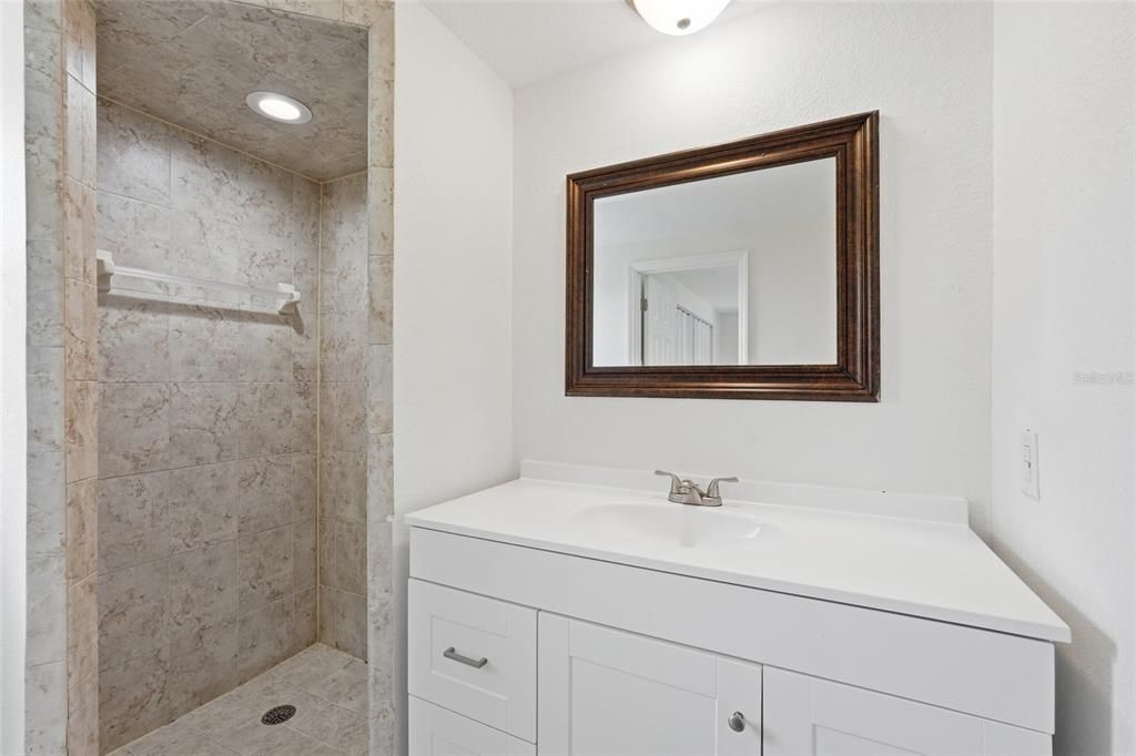 For Sale: $210,000 (3 beds, 2 baths, 1415 Square Feet)