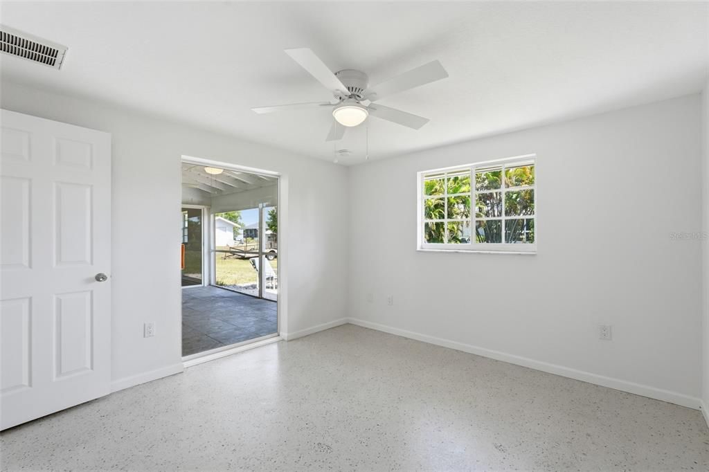 For Sale: $210,000 (3 beds, 2 baths, 1415 Square Feet)
