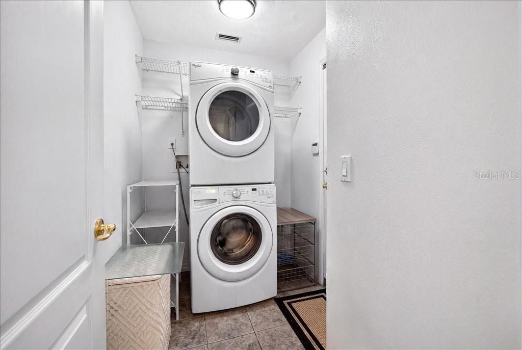 For Sale: $359,000 (3 beds, 2 baths, 1488 Square Feet)