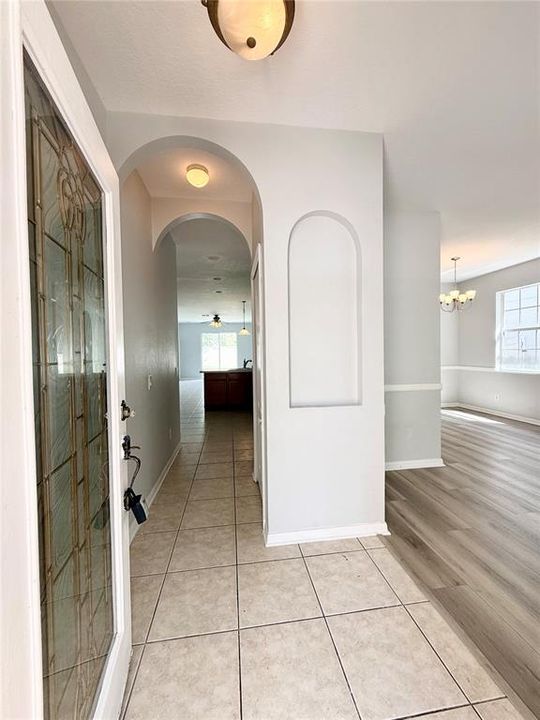 For Rent: $2,500 (4 beds, 2 baths, 1828 Square Feet)