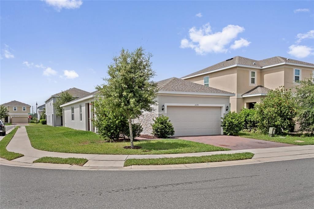 For Sale: $283,000 (4 beds, 2 baths, 1495 Square Feet)