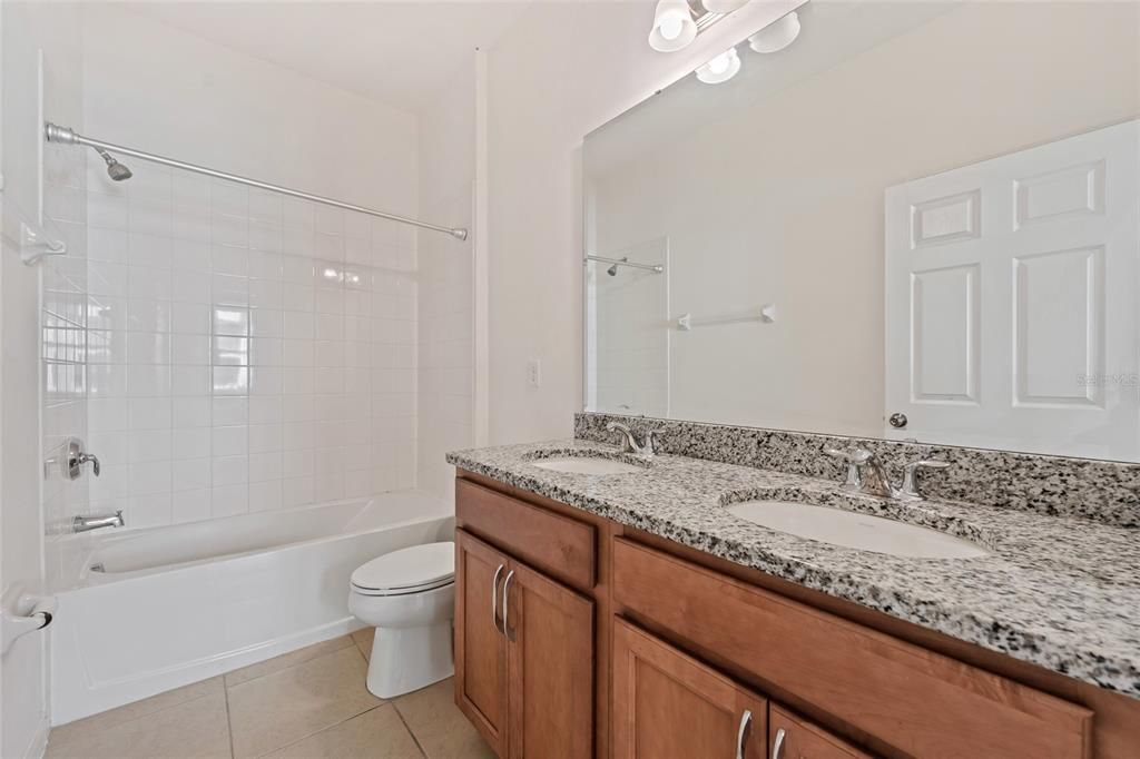 For Sale: $283,000 (4 beds, 2 baths, 1495 Square Feet)