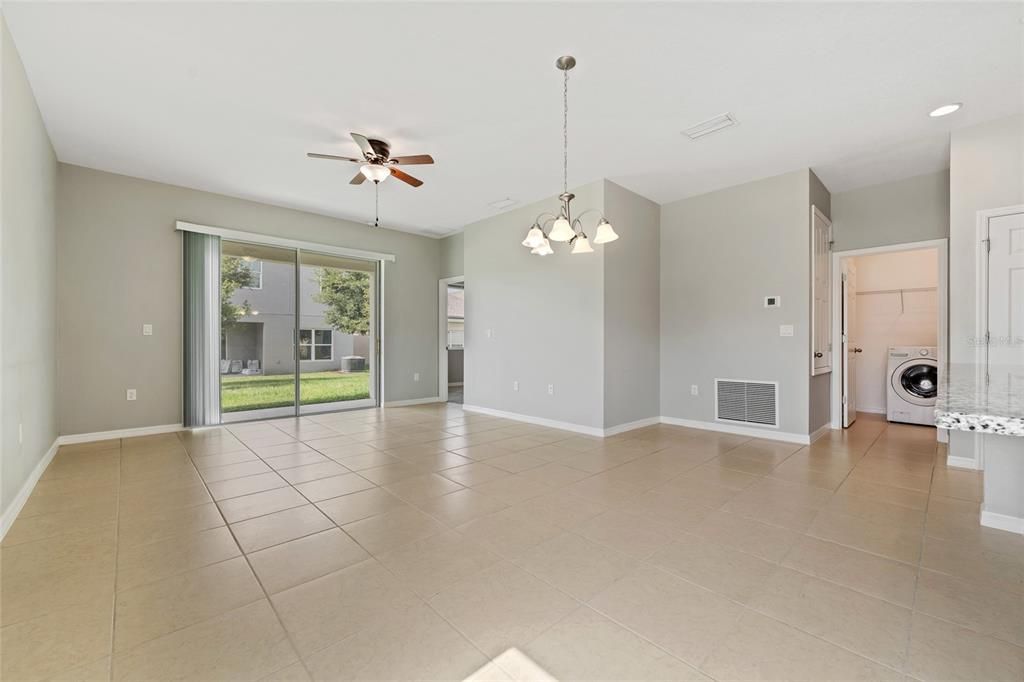 For Sale: $283,000 (4 beds, 2 baths, 1495 Square Feet)