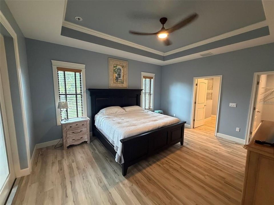 For Sale: $525,000 (3 beds, 2 baths, 1812 Square Feet)