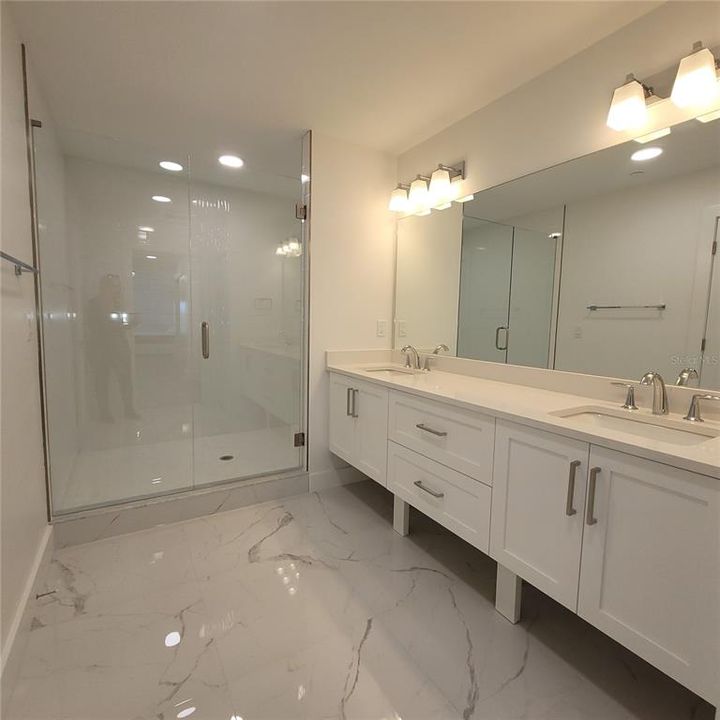 For Rent: $5,500 (4 beds, 2 baths, 2315 Square Feet)