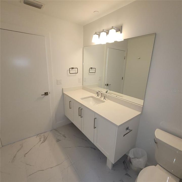 For Rent: $5,500 (4 beds, 2 baths, 2315 Square Feet)