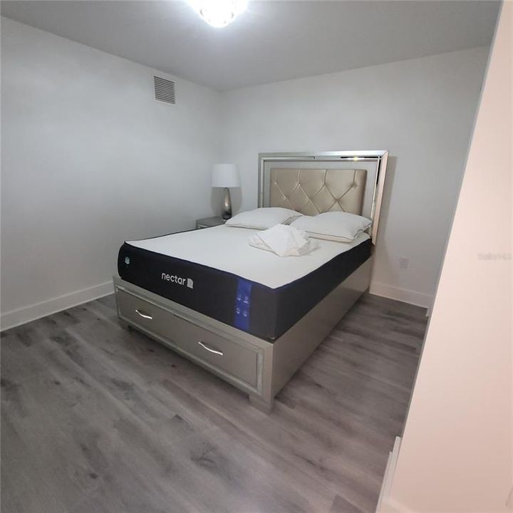For Rent: $5,500 (4 beds, 2 baths, 2315 Square Feet)