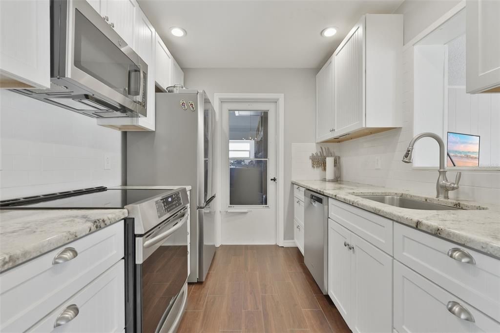 Activo con contrato: $295,000 (2 camas, 2 baños, 1309 Pies cuadrados)