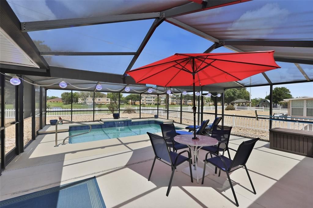 Activo con contrato: $295,000 (2 camas, 2 baños, 1309 Pies cuadrados)
