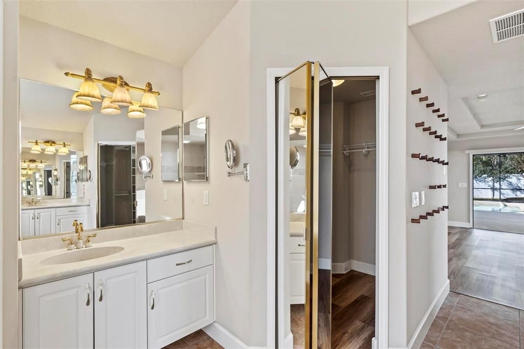 В аренду: $3,200 (5 спален, 3 ванн, 2858 Квадратных фут)