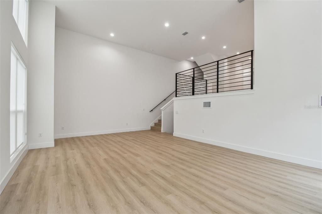 В аренду: $4,250 (3 спален, 2 ванн, 2491 Квадратных фут)