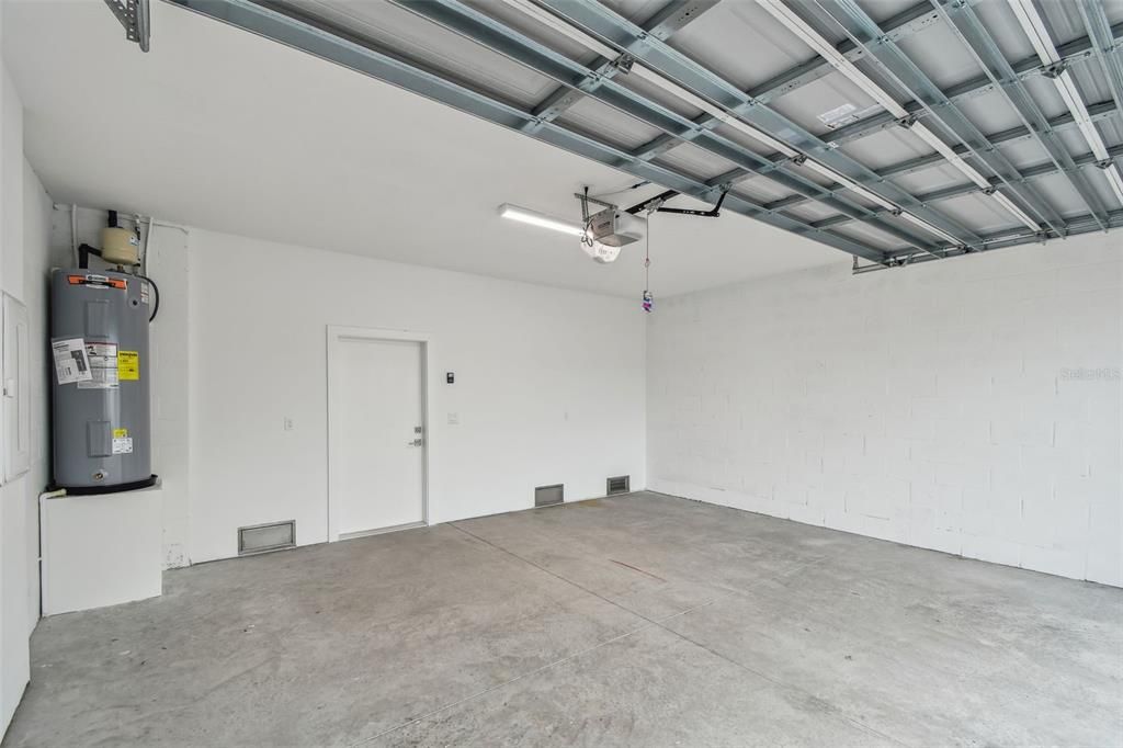 В аренду: $4,250 (3 спален, 2 ванн, 2491 Квадратных фут)