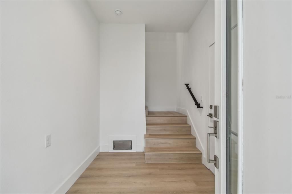 В аренду: $4,250 (3 спален, 2 ванн, 2491 Квадратных фут)