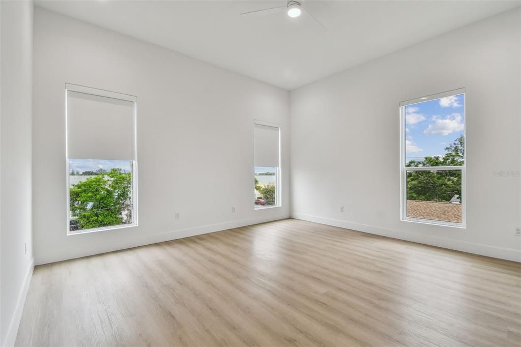 В аренду: $4,250 (3 спален, 2 ванн, 2491 Квадратных фут)