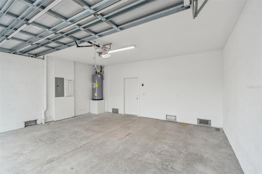 В аренду: $4,250 (3 спален, 2 ванн, 2491 Квадратных фут)