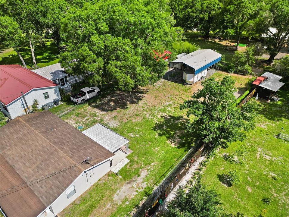 For Sale: $249,000 (3 beds, 2 baths, 884 Square Feet)