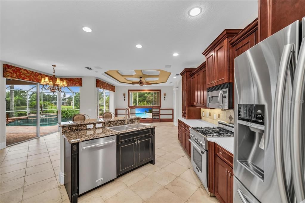 En Venta: $865,000 (4 camas, 3 baños, 3045 Pies cuadrados)