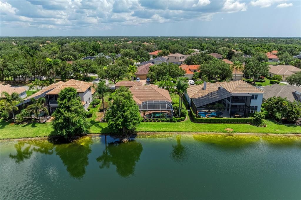 En Venta: $865,000 (4 camas, 3 baños, 3045 Pies cuadrados)