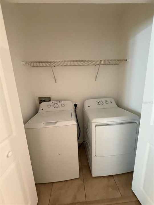 В аренду: $2,300 (3 спален, 2 ванн, 1431 Квадратных фут)