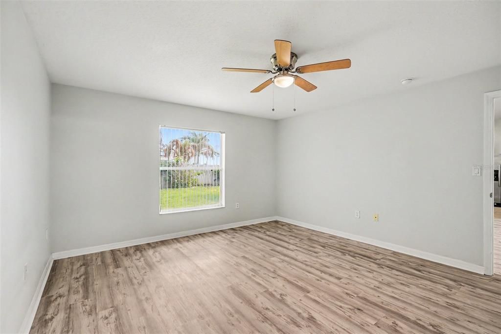 For Sale: $529,000 (3 beds, 2 baths, 1692 Square Feet)