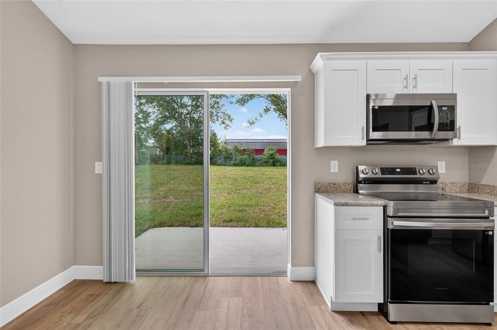 For Sale: $234,000 (3 beds, 2 baths, 1286 Square Feet)
