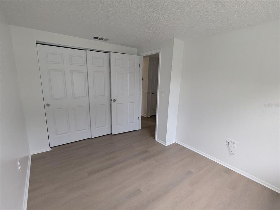 For Sale: $317,900 (3 beds, 1 baths, 1147 Square Feet)