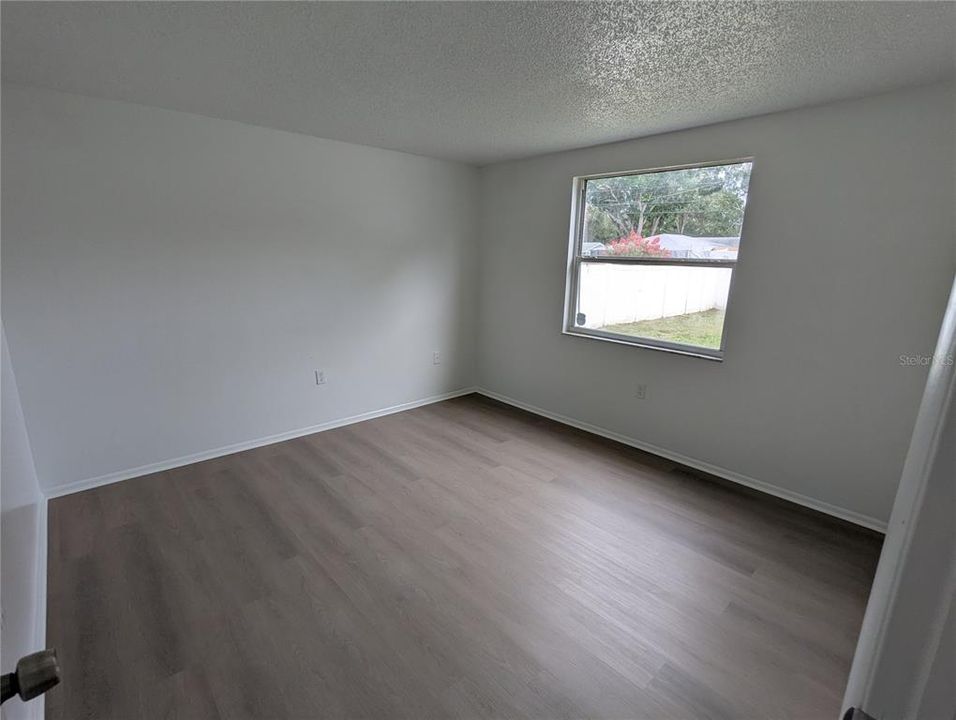 For Sale: $317,900 (3 beds, 1 baths, 1147 Square Feet)