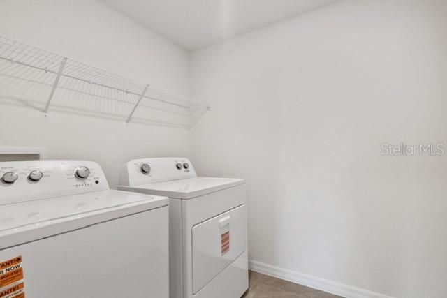 For Rent: $2,400 (5 beds, 3 baths, 2481 Square Feet)