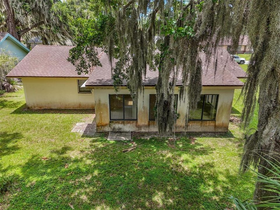 Active With Contract: $210,000 (3 beds, 2 baths, 1263 Square Feet)