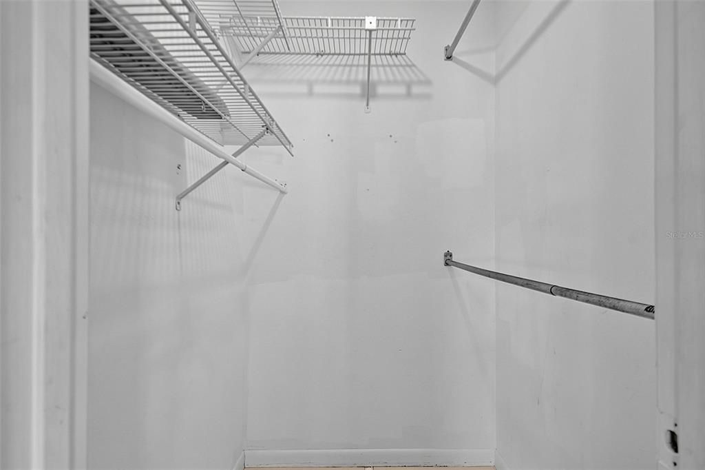 Active With Contract: $210,000 (3 beds, 2 baths, 1263 Square Feet)