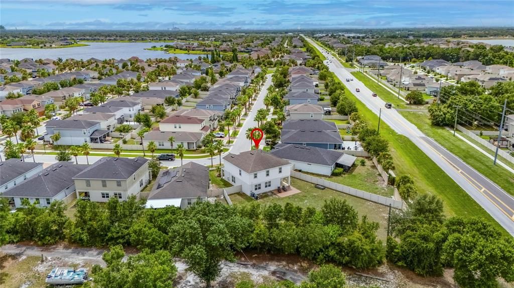 На продажу: $549,999 (5 спален, 3 ванн, 3092 Квадратных фут)