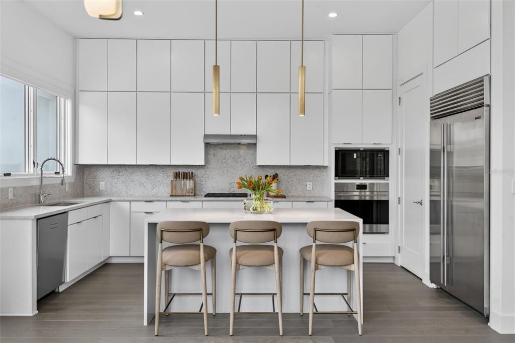 En Venta: $1,339,000 (3 camas, 3 baños, 2377 Pies cuadrados)