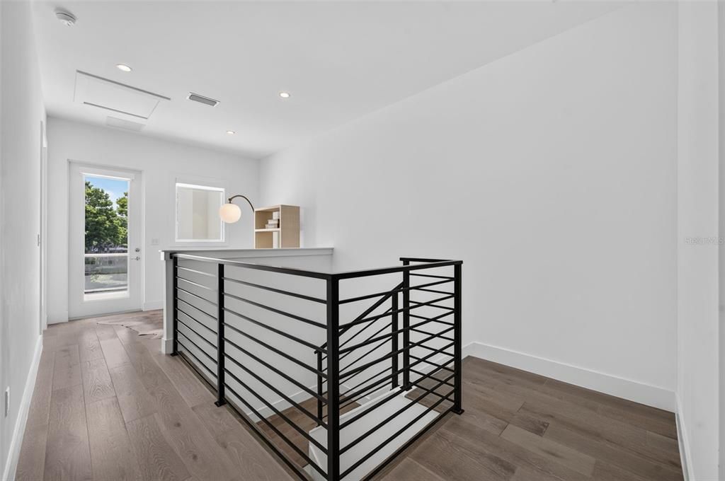 En Venta: $1,339,000 (3 camas, 3 baños, 2377 Pies cuadrados)