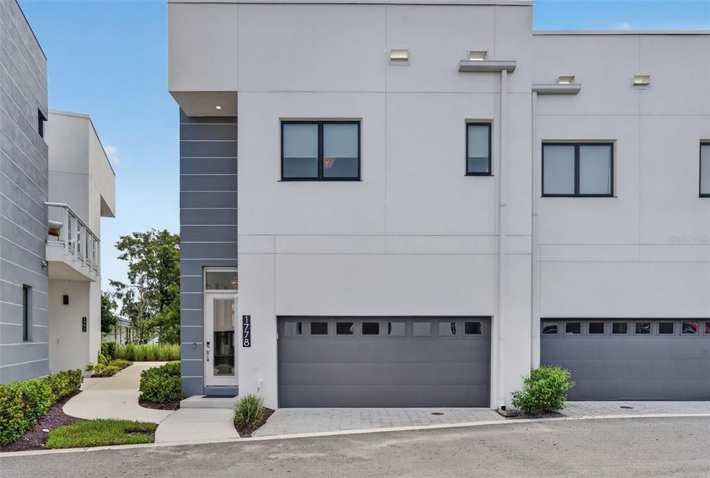 En Venta: $1,339,000 (3 camas, 3 baños, 2377 Pies cuadrados)