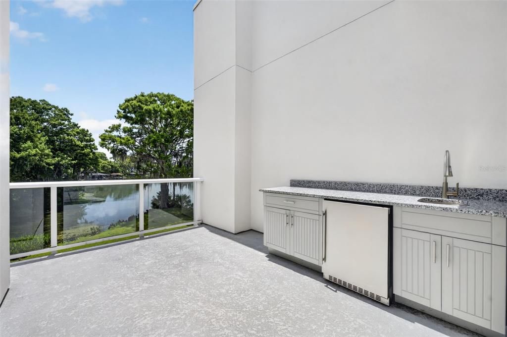 En Venta: $1,339,000 (3 camas, 3 baños, 2377 Pies cuadrados)