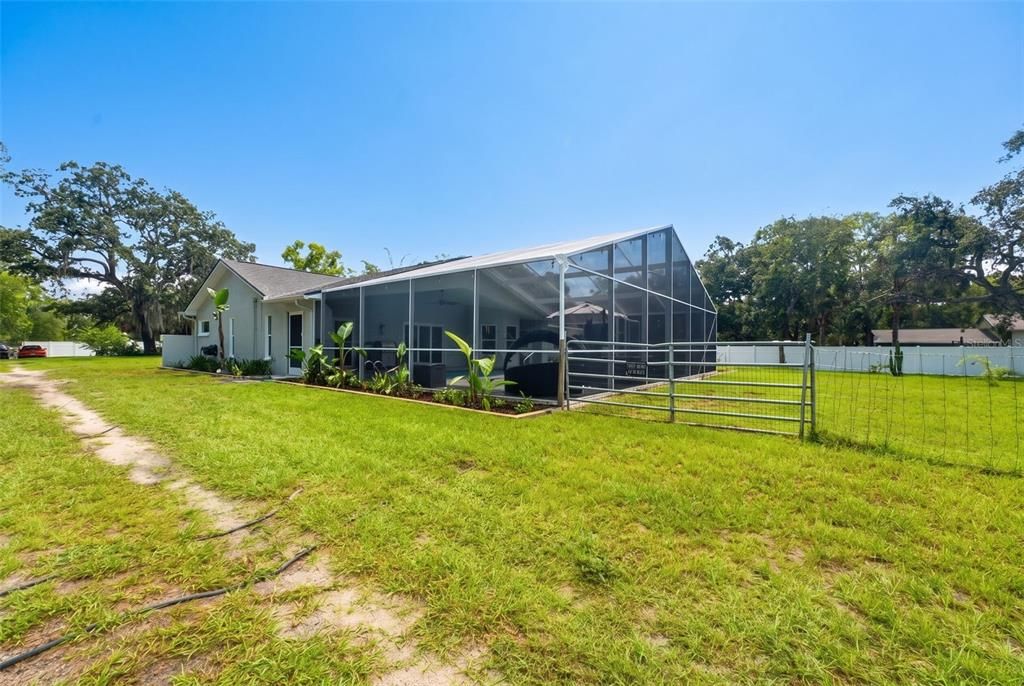 На продажу: $749,900 (6 спален, 3 ванн, 2620 Квадратных фут)