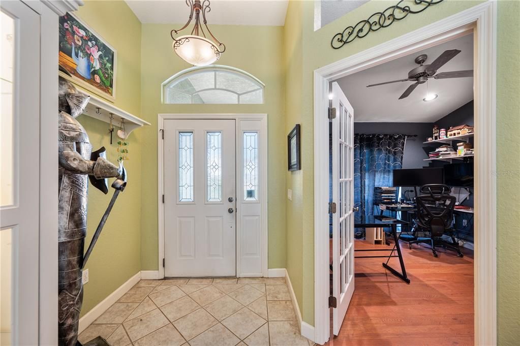 For Sale: $329,900 (4 beds, 2 baths, 1917 Square Feet)