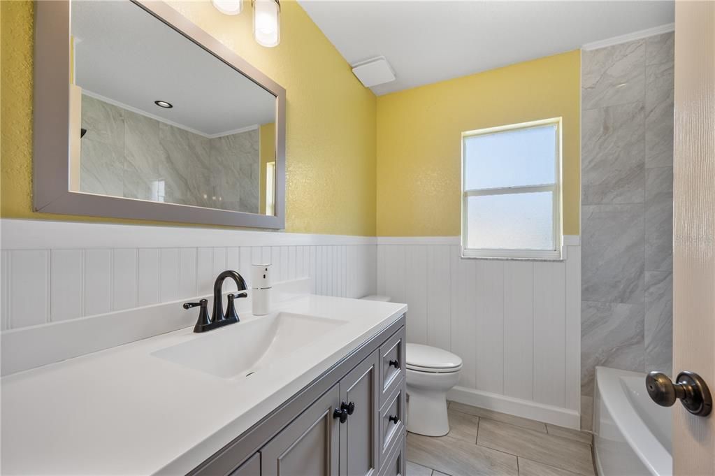 For Sale: $329,900 (4 beds, 2 baths, 1917 Square Feet)