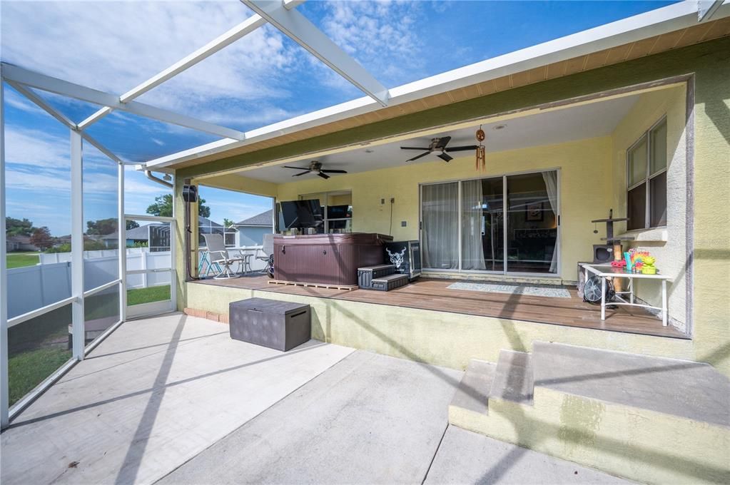 For Sale: $329,900 (4 beds, 2 baths, 1917 Square Feet)