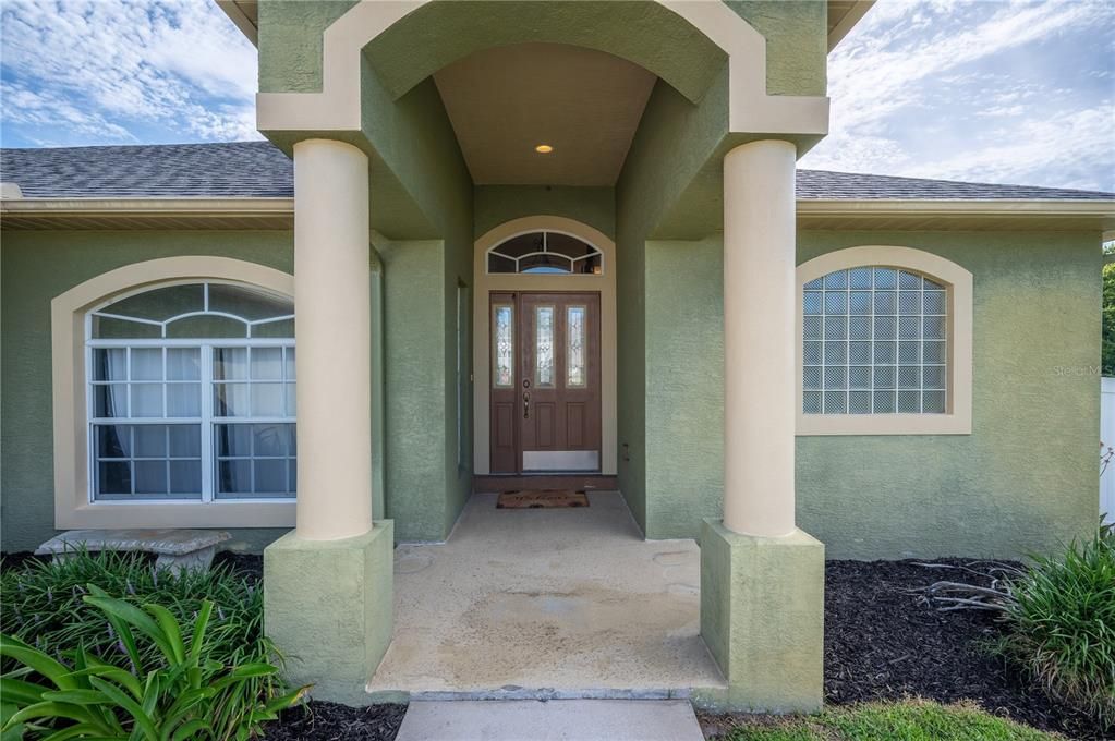 For Sale: $329,900 (4 beds, 2 baths, 1917 Square Feet)
