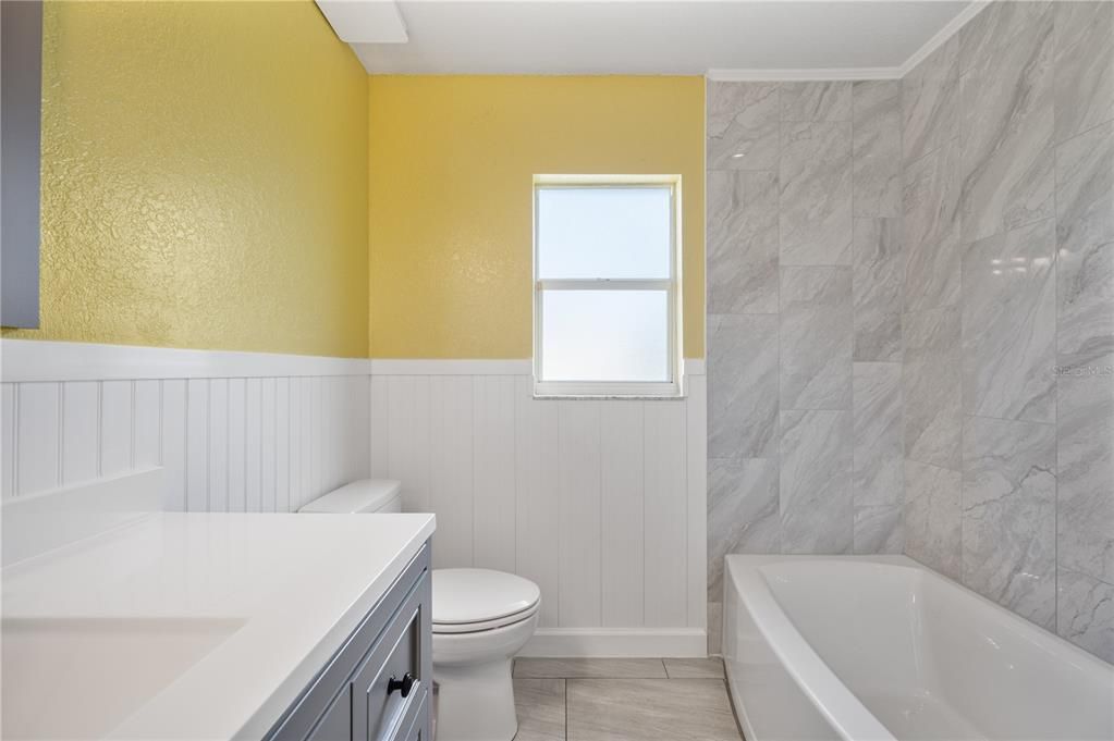 For Sale: $329,900 (4 beds, 2 baths, 1917 Square Feet)