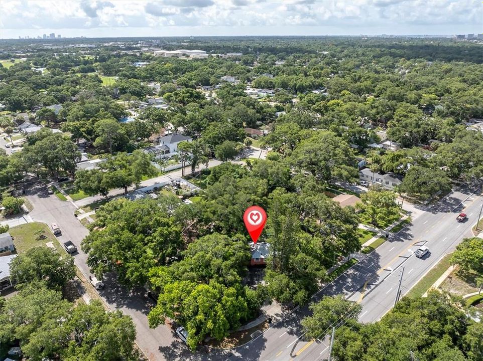 En Venta: $305,000 (2 camas, 1 baños, 780 Pies cuadrados)