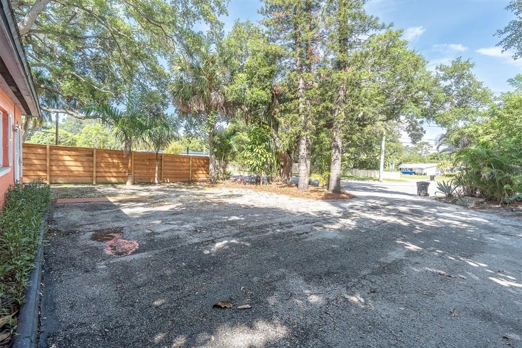 En Venta: $305,000 (2 camas, 1 baños, 780 Pies cuadrados)
