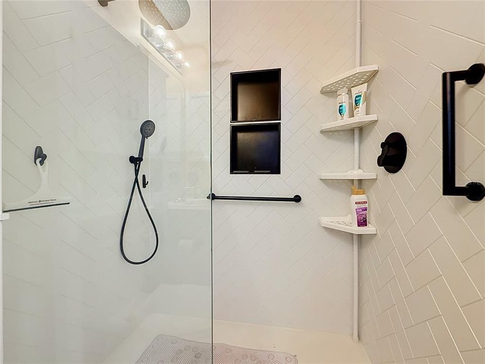 En Venta: $245,900 (2 camas, 2 baños, 1188 Pies cuadrados)