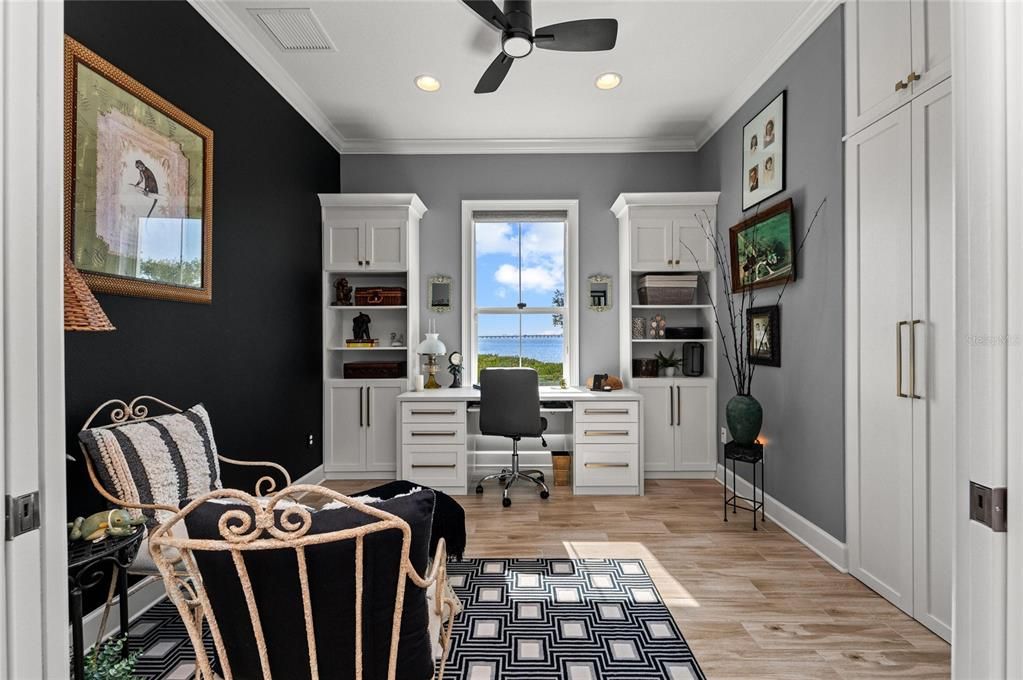 For Sale: $1,650,000 (4 beds, 3 baths, 2214 Square Feet)