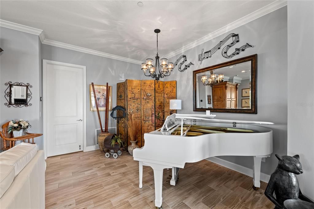 For Sale: $1,650,000 (4 beds, 3 baths, 2214 Square Feet)